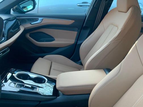 2026 Audi A6 Premium Plus quattro S tronic