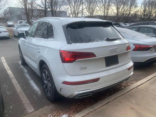 2022 Audi Q5 45 S line Premium