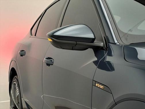 2023 Audi e-tron Sportback S line Prestige