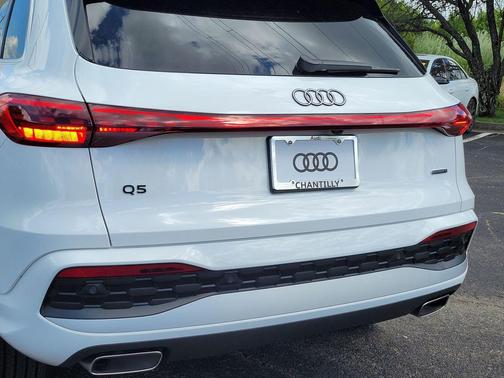 White 2025 Audi Q5 Premium TFSI quattro S tronic