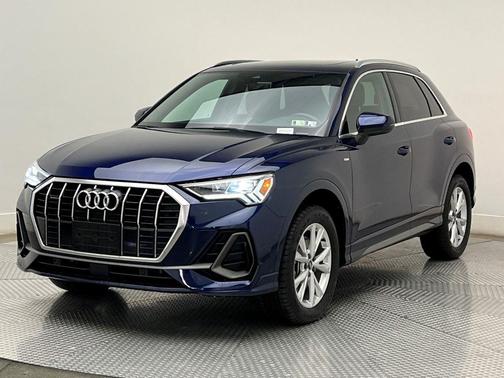 2023 Audi Q3 Premium 45 TFSI S line quattro Tiptronic