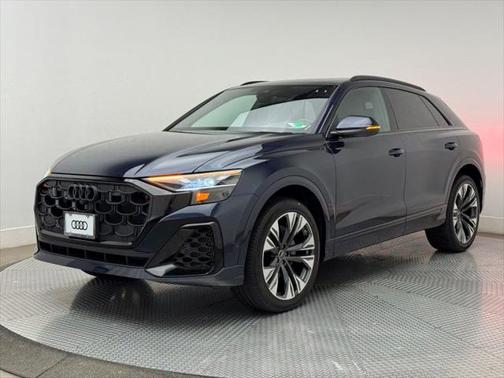 2024 Audi Q8 55 Premium Plus