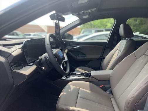 2025 Audi Q6 e-tron Prestige quattro