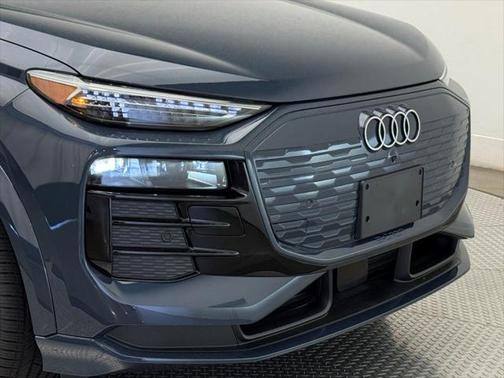 2025 Audi Q6 e-tron Prestige quattro