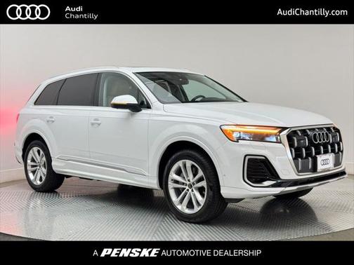 2025 Audi Q7 45 Premium Plus