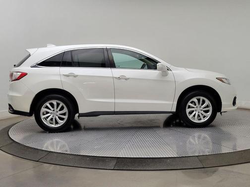 Diamond White Pearl 2016 Acura RDX Technology Package