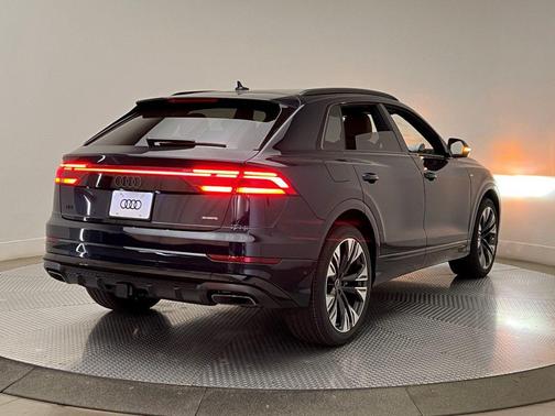 2026 Audi Q8 55 Premium Plus