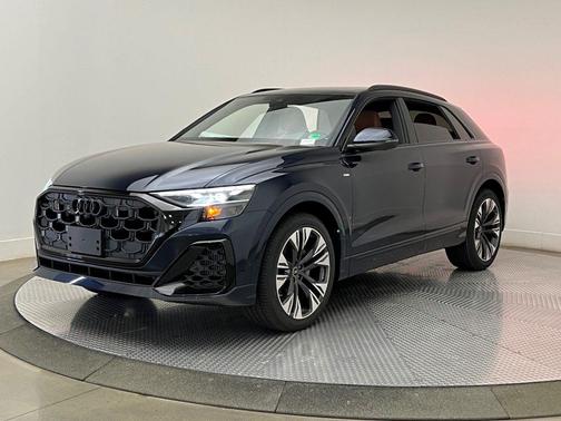 2026 Audi Q8 55 Premium Plus