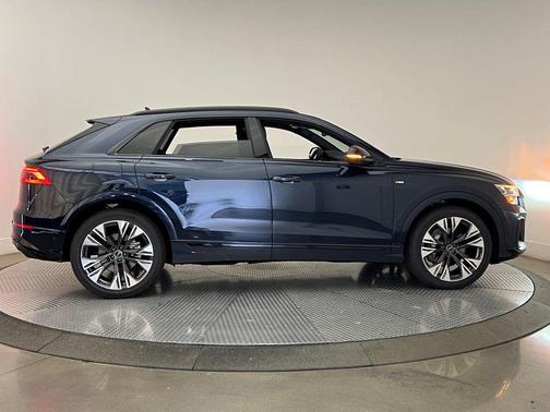 2026 Audi Q8 55 Premium Plus