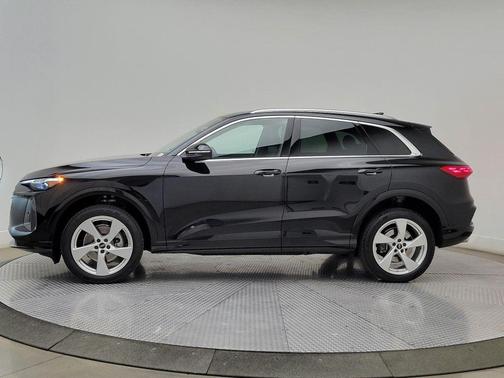 2025 Audi Q5 Premium Plus TFSI quattro S tronic