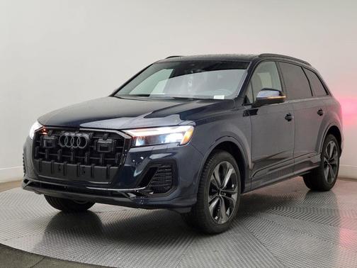 2026 Audi Q7 55 Premium Plus