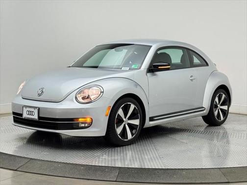 2012 Volkswagen Beetle 2.0T Turbo Launch Edition