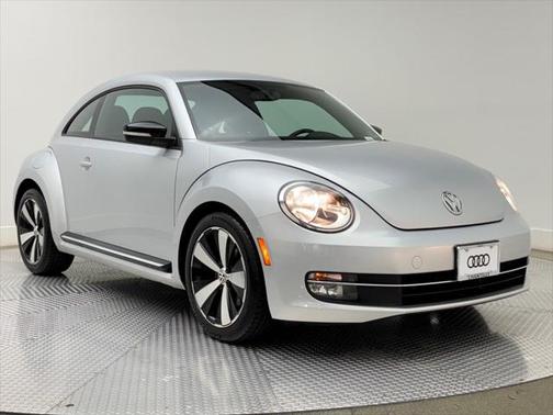 2012 Volkswagen Beetle 2.0T Turbo Launch Edition
