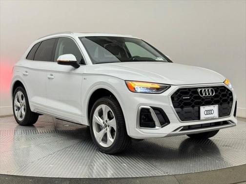 2025 Audi Q5 45 S line Premium Plus