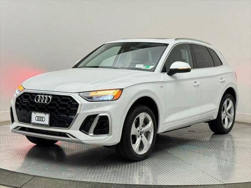 2025 Audi Q5 45 S line Premium Plus