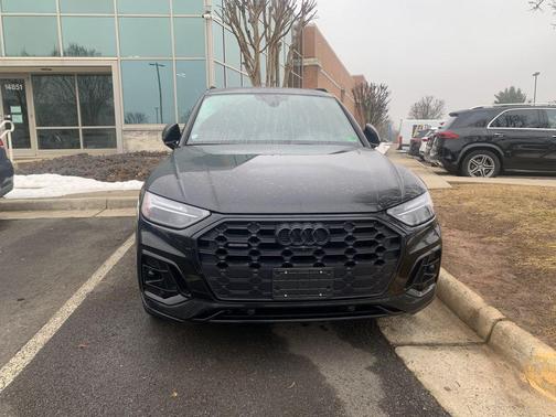 2024 Audi Q5 45 S line Premium Plus