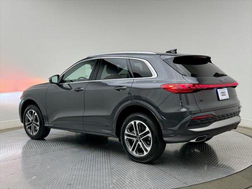2025 Audi Q5 Premium