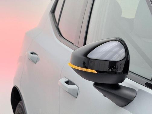 2025 Volvo EX30 Twin Motor Ultra