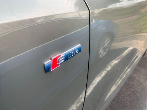 2023 Audi Q3 45 S line Premium Plus