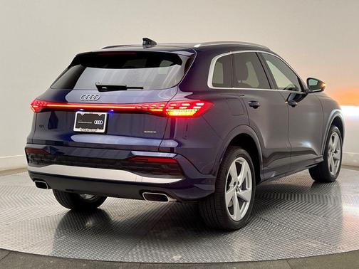 2025 Audi Q5 Premium Plus TFSI quattro S tronic