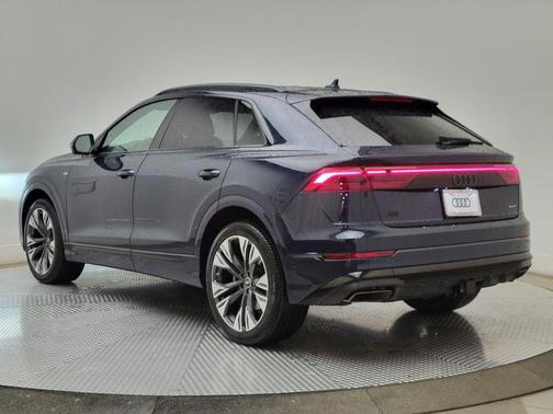Waitomo Blue Metallic 2026 Audi Q8 55 Premium Plus