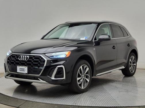 2023 Audi Q5 45 S line Premium