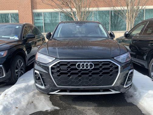 2023 Audi Q5 45 S line Premium