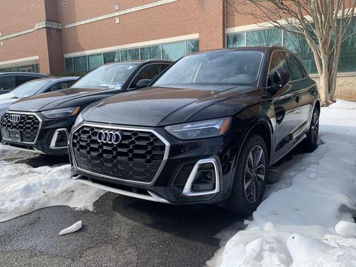 2023 Audi Q5 45 S line Premium