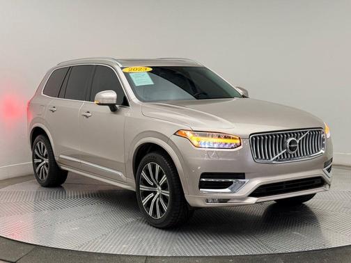 2023 Volvo XC90 B6 Plus 7-Seater