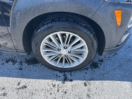 2020 Hyundai KONA SEL