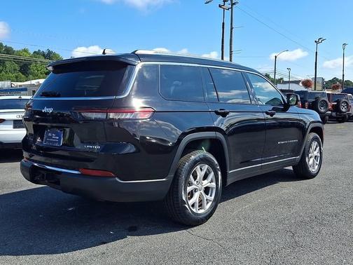 Diamond Black Crystal Pearlcoat 2021 Jeep Grand Cherokee LIMITED