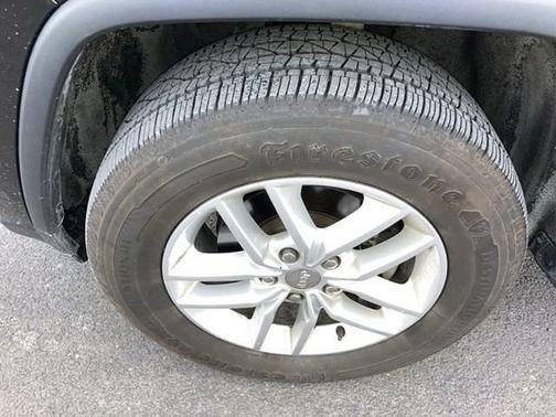 2018 Jeep Grand Cherokee LAREDO