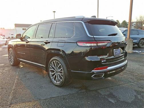 2021 Jeep Grand Cherokee SUMMIT