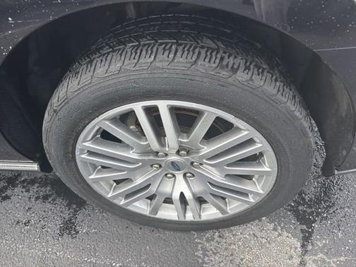 AGATE BLACK METALLIC 2023 Ford Expedition LIMITED