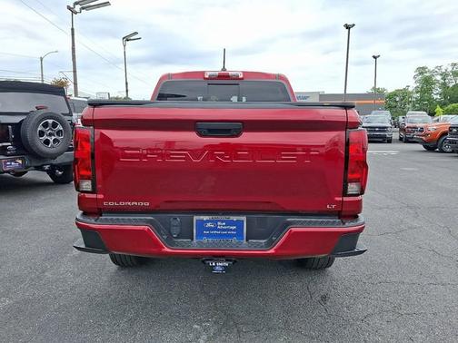 Radiant Red Tintcoat 2023 Chevrolet Colorado LT
