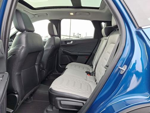ATLAS BLUE METALLIC 2023 Ford Escape PLATINUM