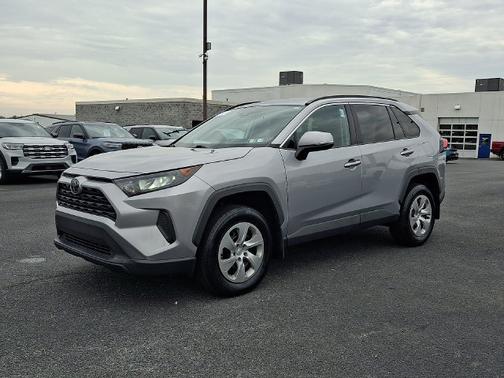 Silver Sky Metallic 2020 Toyota RAV4 LE