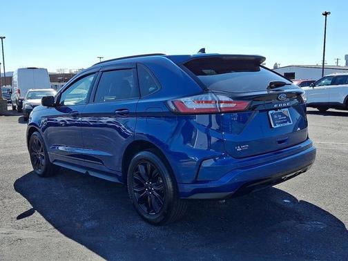 2024 Ford Edge SE