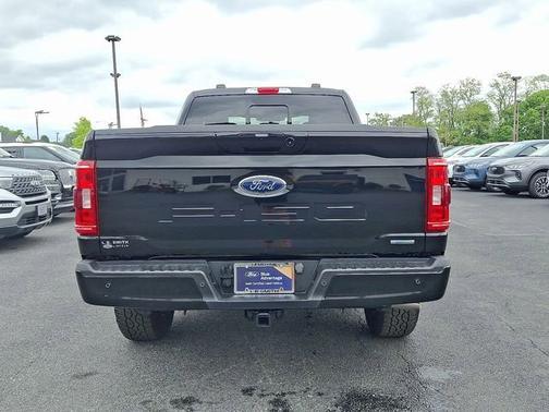 AGATE BLACK METALLIC 2023 Ford F-150 XLT