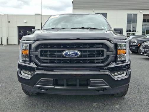 AGATE BLACK METALLIC 2023 Ford F-150 XLT
