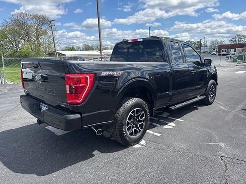 AGATE BLACK METALLIC 2023 Ford F-150 XLT