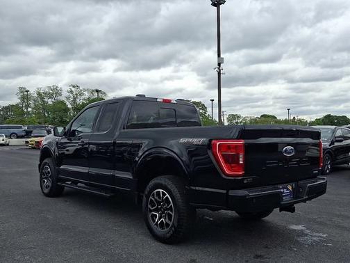 AGATE BLACK METALLIC 2023 Ford F-150 XLT