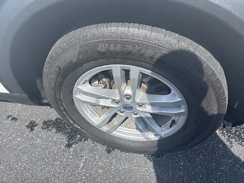 STAR WHITE MET TRI-COAT 2023 Ford Explorer XLT