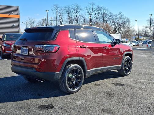 2022 Jeep Compass LATITUDE