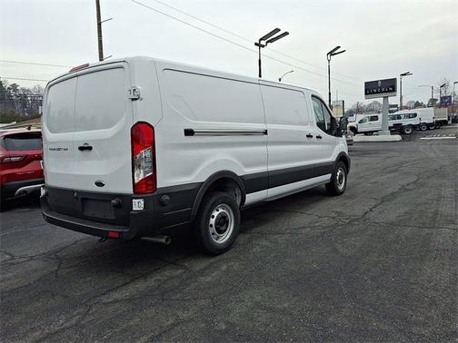 2024 Ford Transit-250 