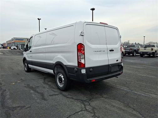 2024 Ford Transit-250 