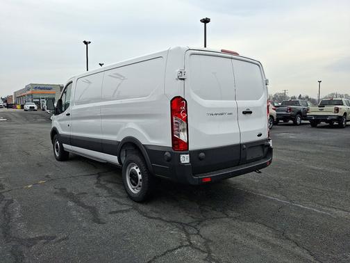 2024 Ford Transit-250 