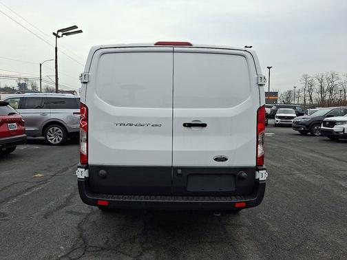 2024 Ford Transit-250 