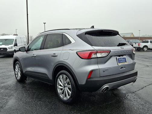 2021 Ford Escape TITANIUM