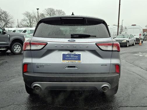 ICONIC SILVER 2021 Ford Escape TITANIUM